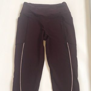 Victoria Sport Total Knockout Plum Legging